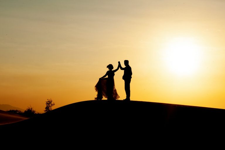 sunset quotes Instagram | best Romantic sunrise and sunset captions